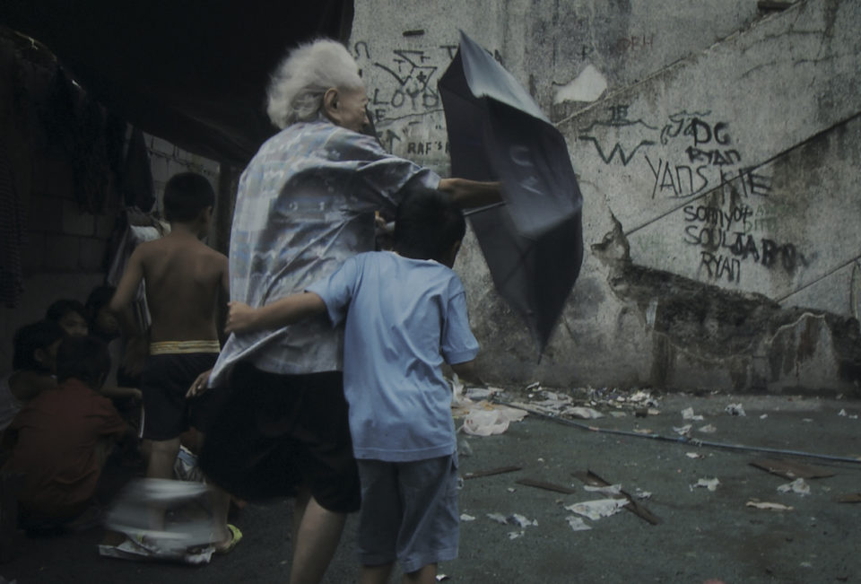 Brillante Mendoza Lola