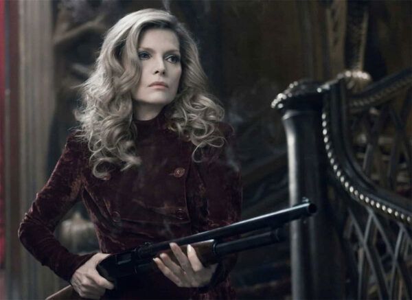 Dark Shadows - Michelle Pfeiffer