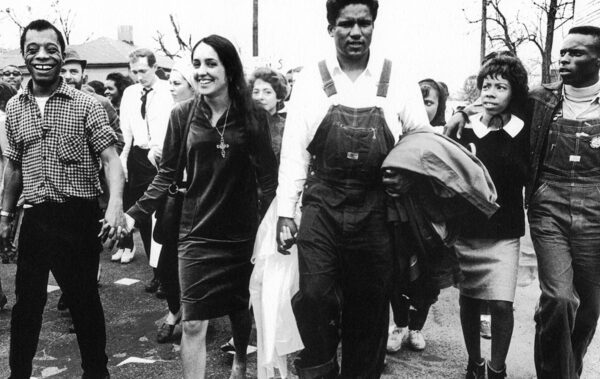 Joan Baez I Am a Noise